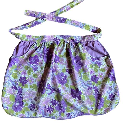 Floral Apron in Purple and Green handmade vintage - Picture 1 of 8